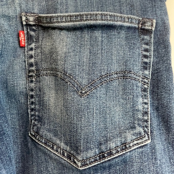Men’s 511 Levi’s Jeans - Picture 4 of 5